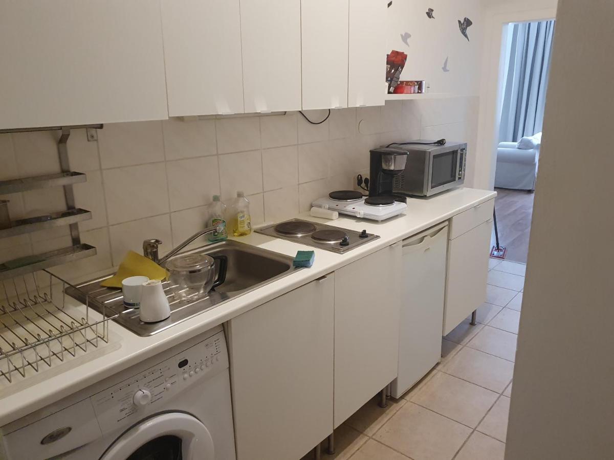 Beutiful Apartment Near The Center Вена Экстерьер фото